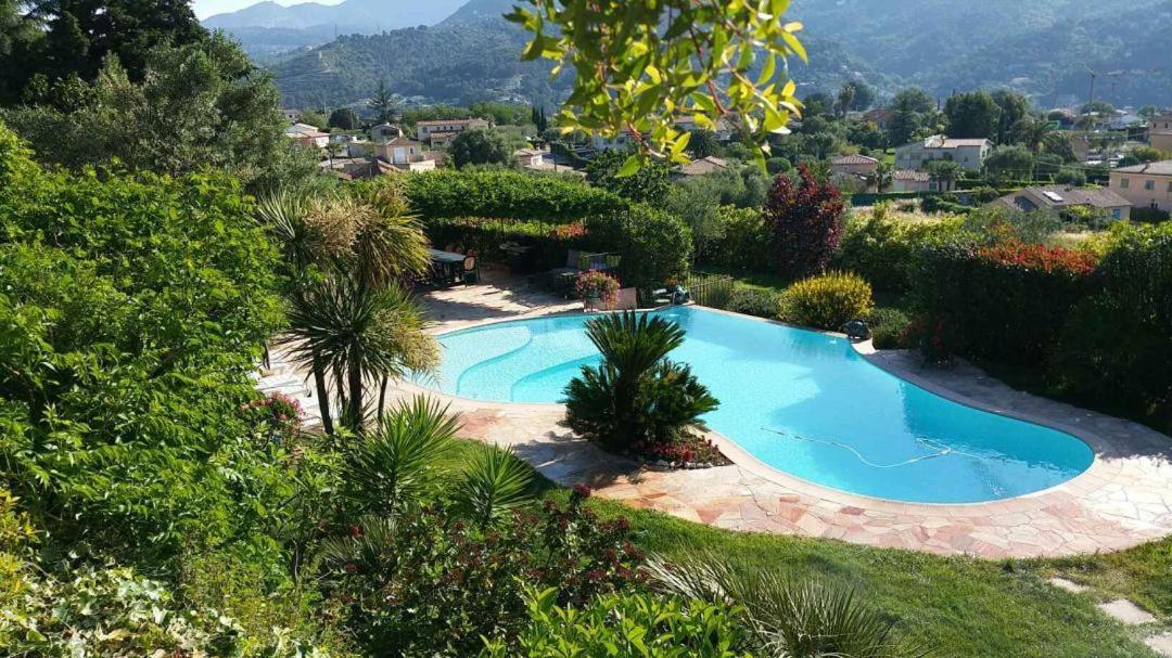 Gite Mireille Carros Exterior photo